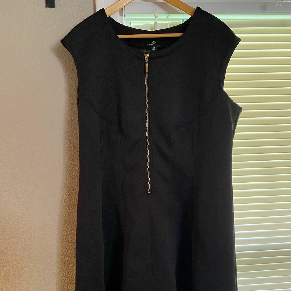 Black Ronni Nicole Dress with Zipper